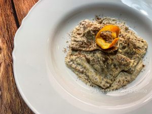 Ravioli di castagne con ripieno ai funghi