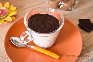 Porridge di biscotti al kinder pinguì