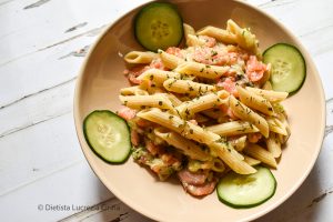 Pasta fredda salmone e cetrioli